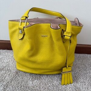 TOD’S mini flower bag - yellow